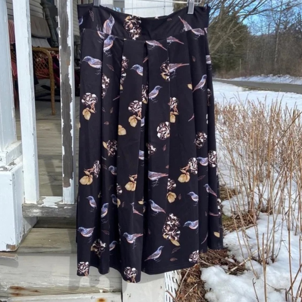Modcloth retro quirky bird box pleated midi skirt, size small